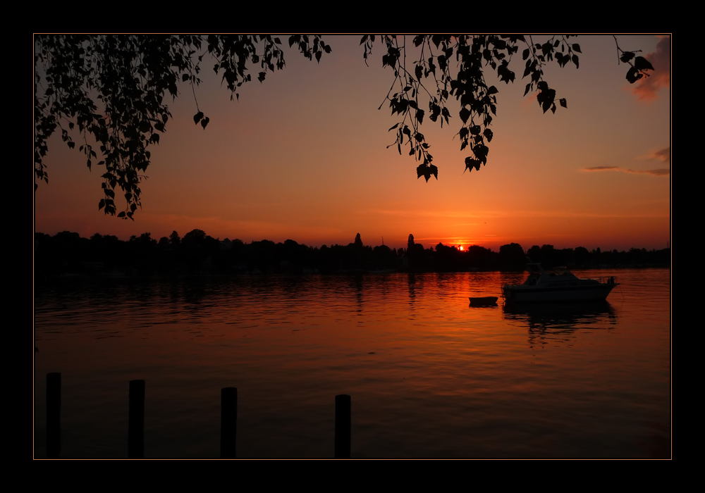 SONNENUNTERGANG ÜBER DEM PICHELSEE