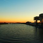 Sonnenuntergang über dem Rhein