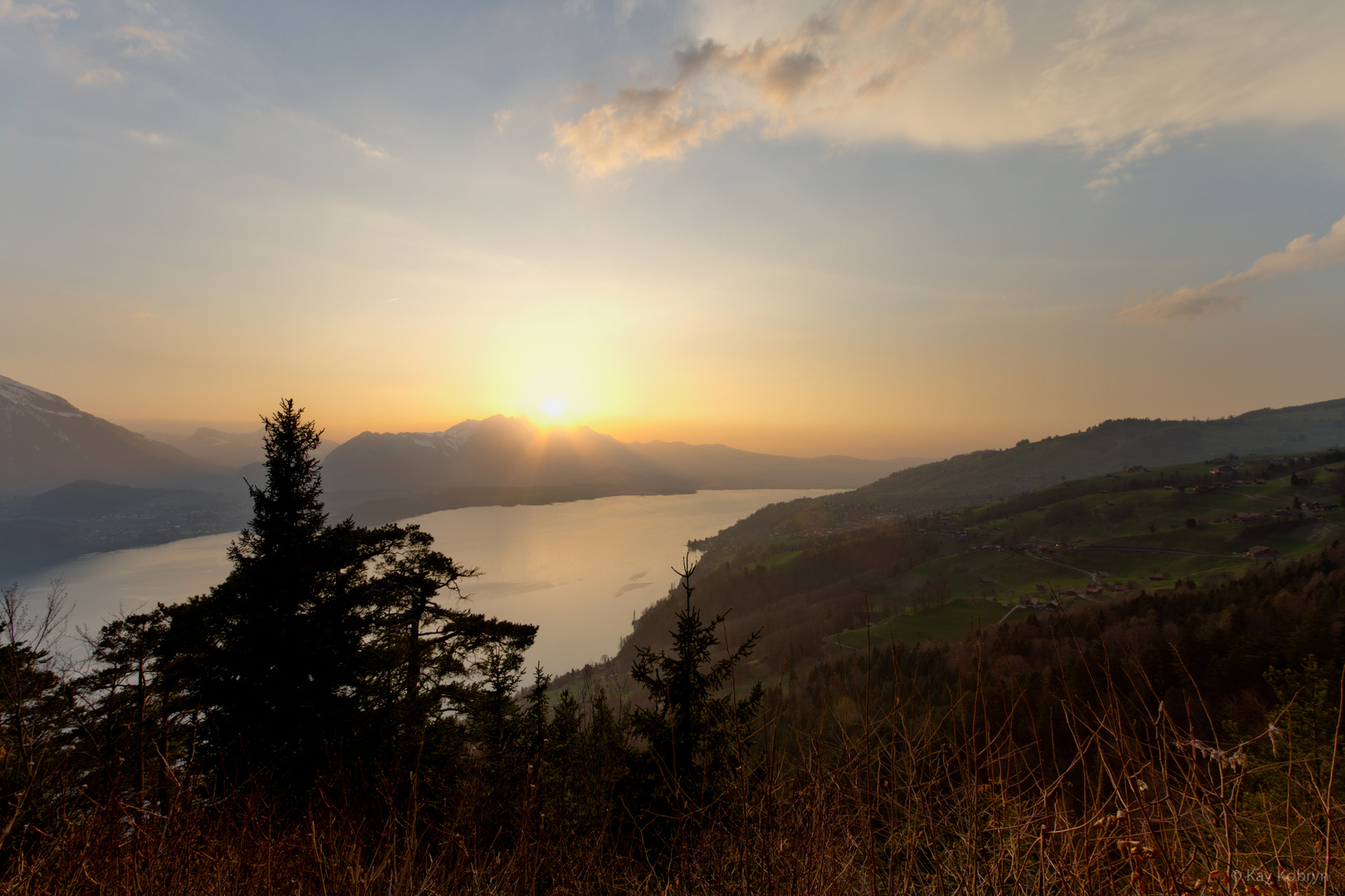 Sonnenuntergang über dem Thunersee