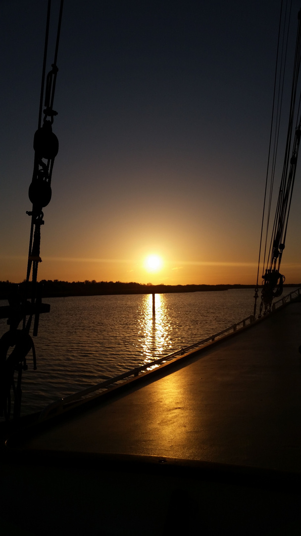 Sonnenuntergang über dem Waddenmeer