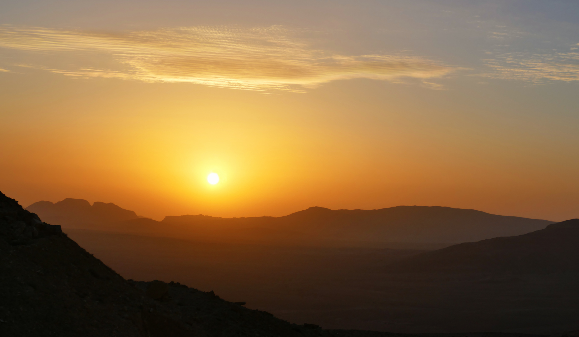 Sonnenuntergang über dem Wadi Rum