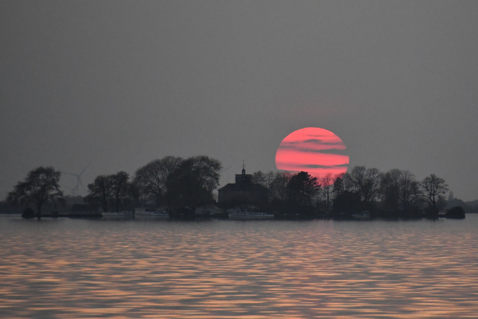 Sonnenuntergang Über Dem Wilhelmstein