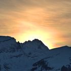 Sonnenuntergang über den Bergen