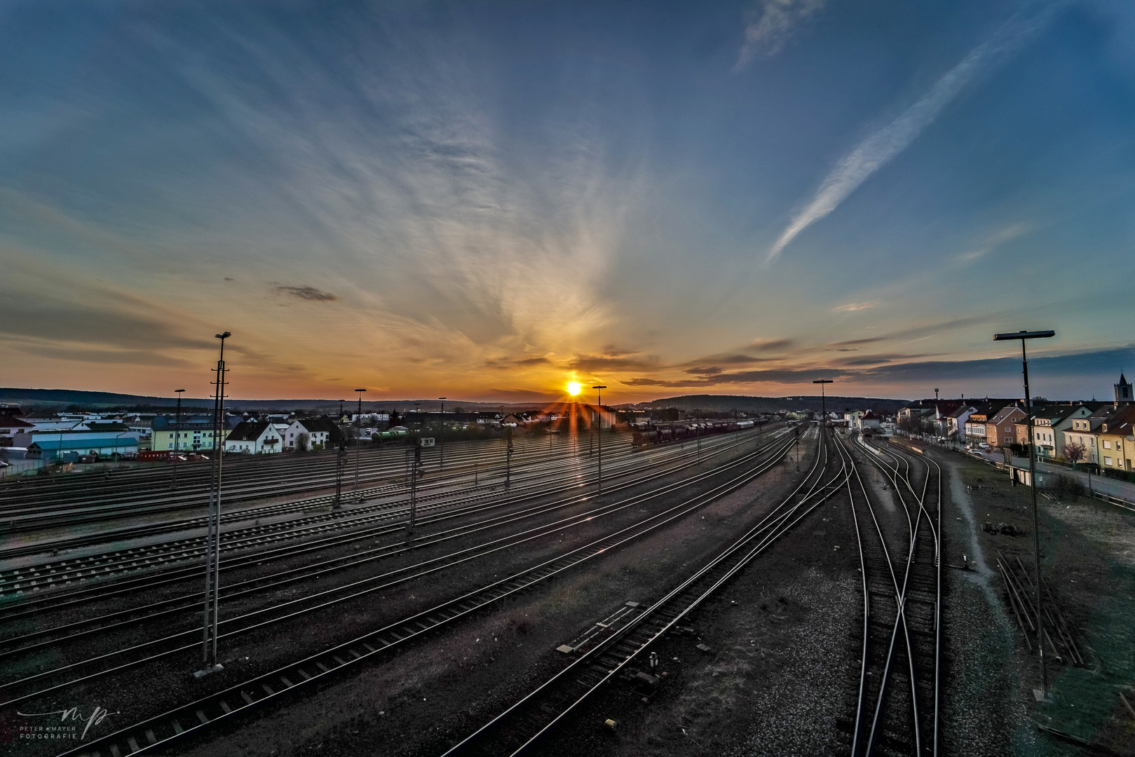 Sonnenuntergang über den Schwandorfer Bahnhof 