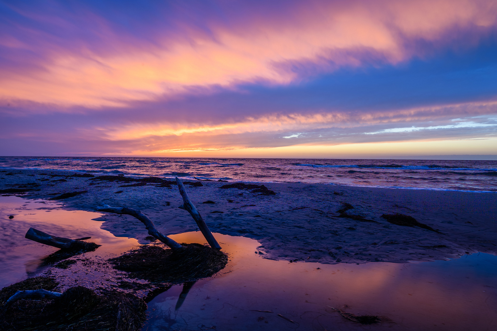 Sonnenuntergang über der... Foto & Bild | world, wasser, sonne Bilder ...