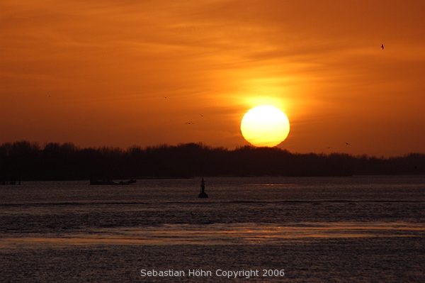 Sonnenuntergang über der Elbe - Hamburg-Blankenese