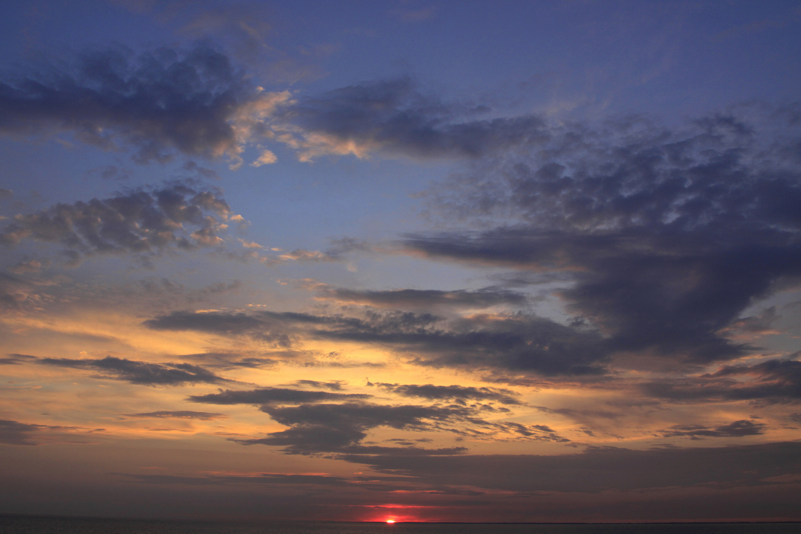 sonnenuntergang über der ostsee