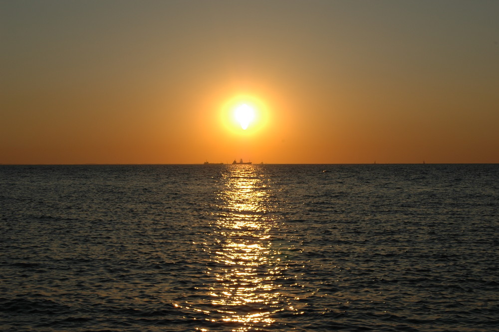 Sonnenuntergang ueber der Ostsee