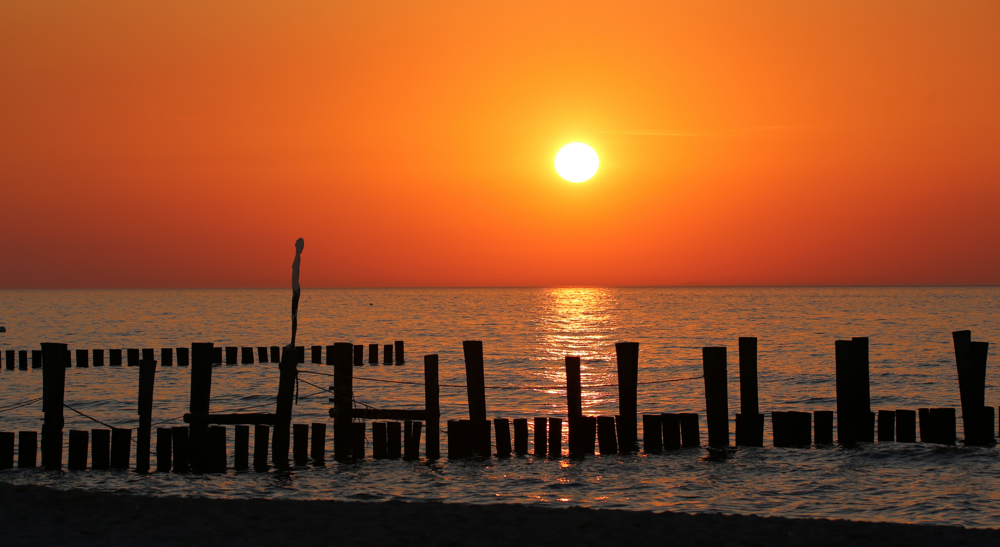 Sonnenuntergang über der Ostsee bei Zingst...