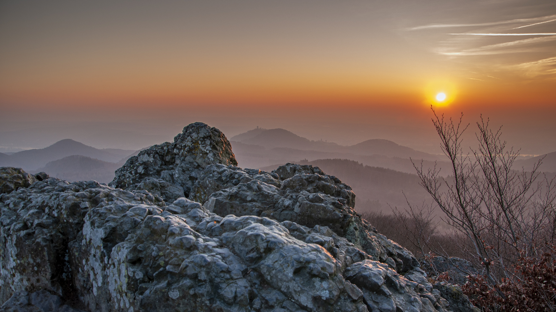 Sonnenuntergang über der Rheinebene