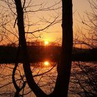 Sonnenuntergang über der Ruhr in Westhofen