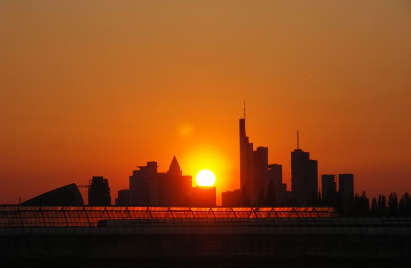 Sonnenuntergang über der Skyline