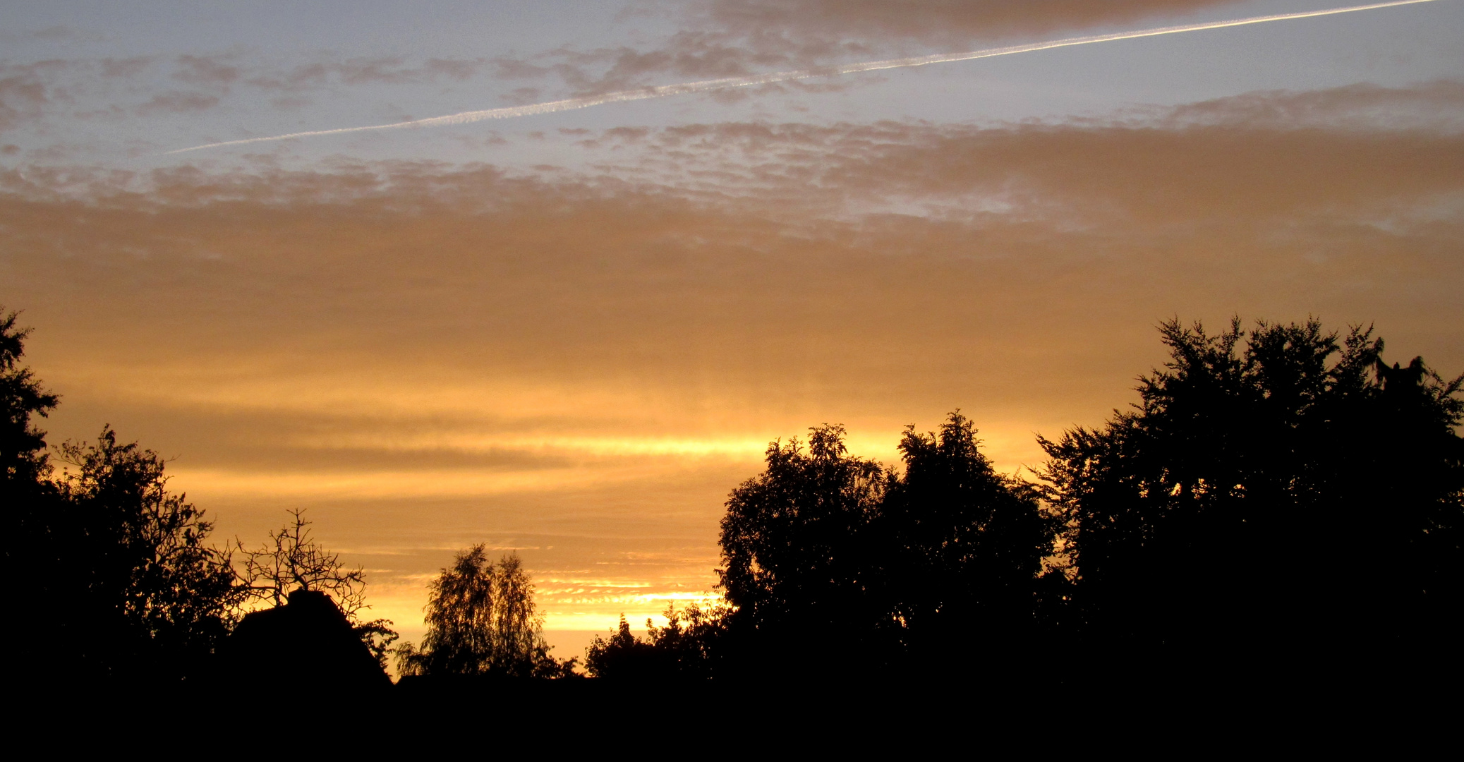 Sonnenuntergang über der Stadt ...