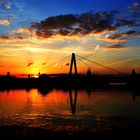 Sonnenuntergang über die Severinsbrücke