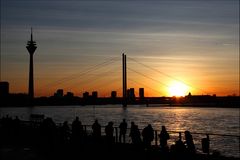 Sonnenuntergang über Düsseldorf