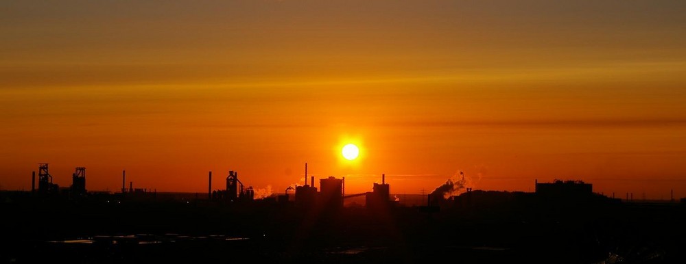 Sonnenuntergang über Duisburg
