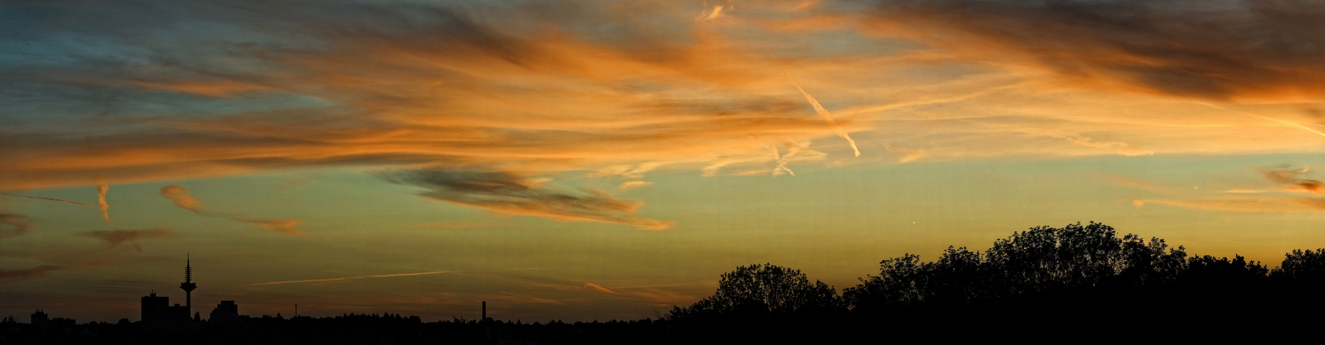 Sonnenuntergang über Frankfurt