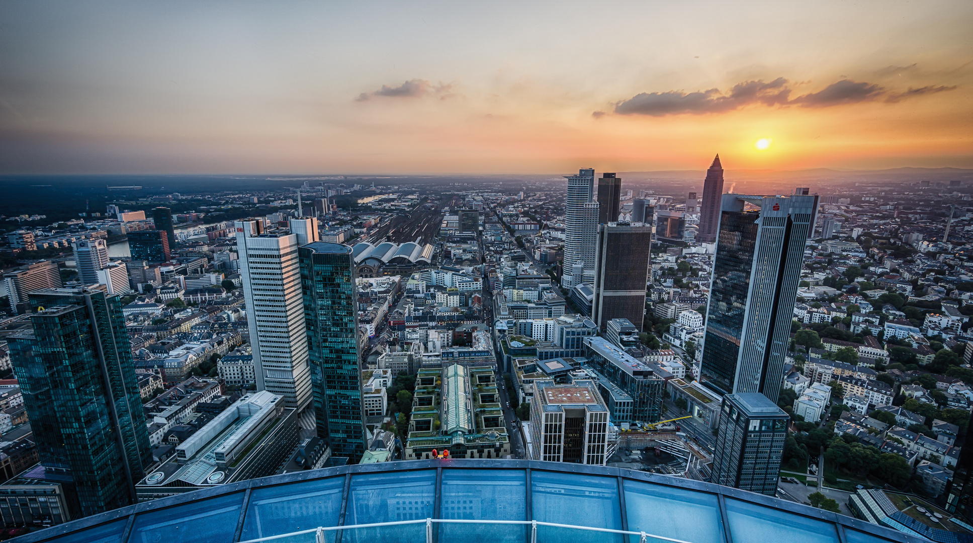 Sonnenuntergang über Frankfurt am Main