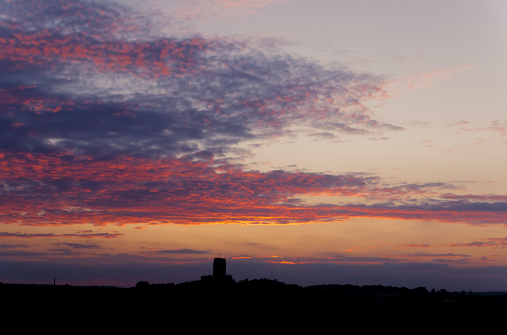 Sonnenuntergang über Guildford