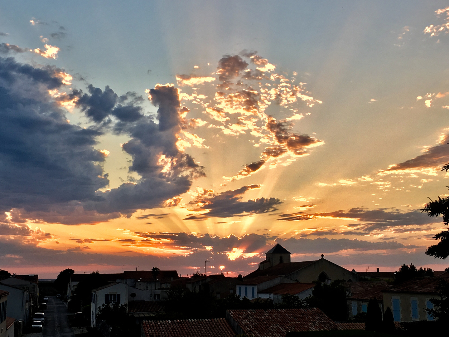 Sonnenuntergang über Hiers-Brouage