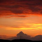 Sonnenuntergang über Hütte