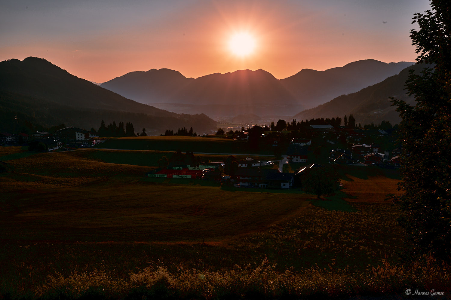 Sonnenuntergang über Itter