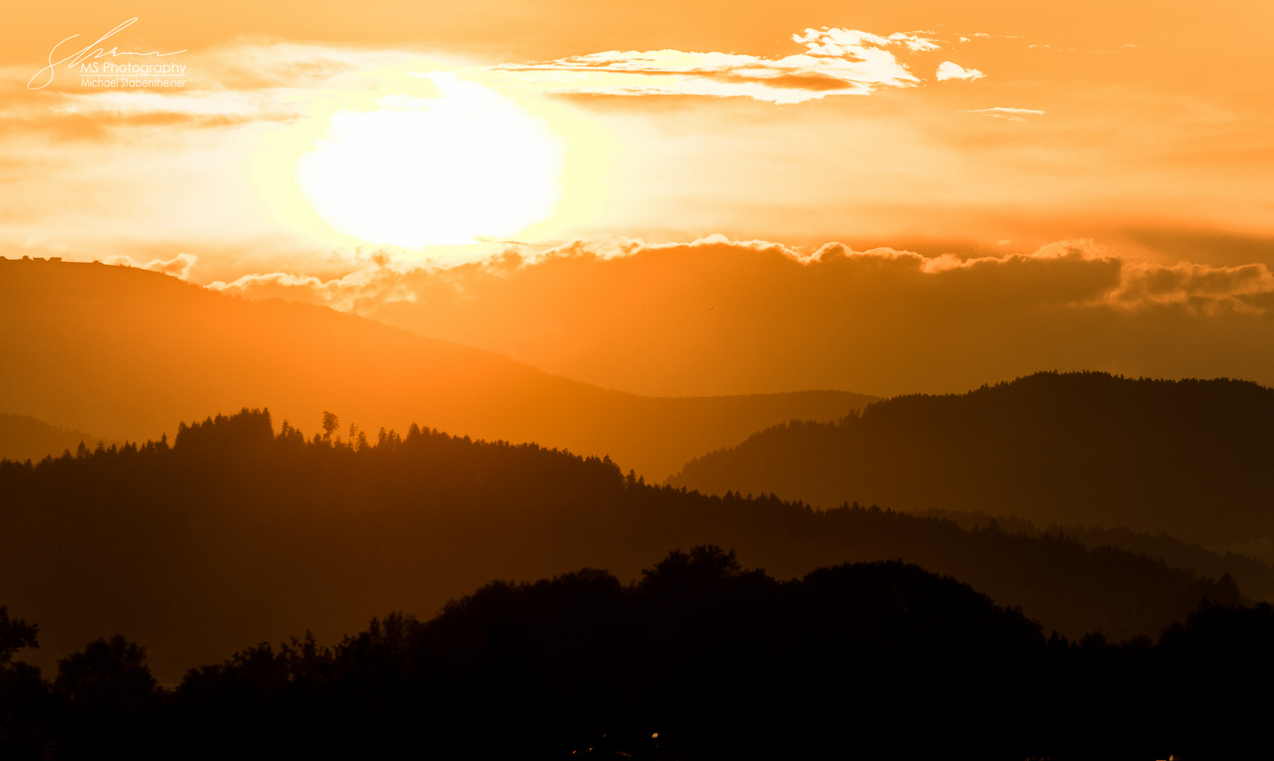 Sonnenuntergang über Kärnten