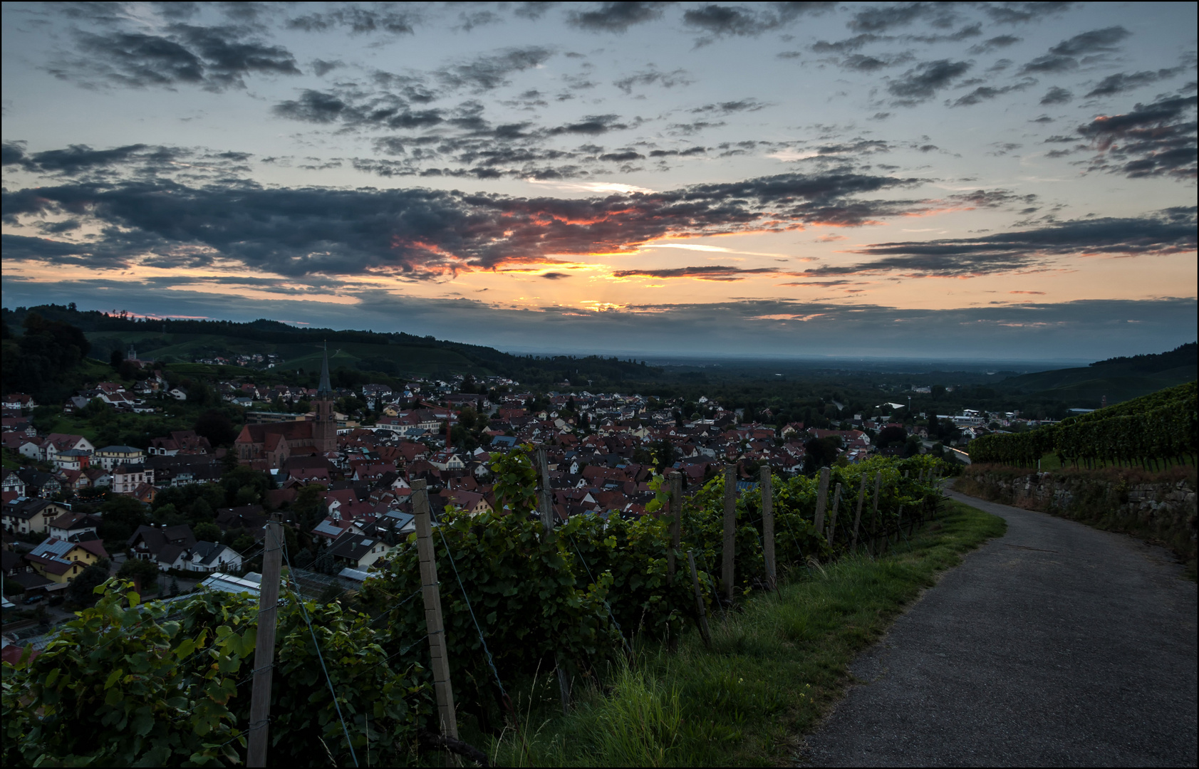 Sonnenuntergang über Kappelrodeck.