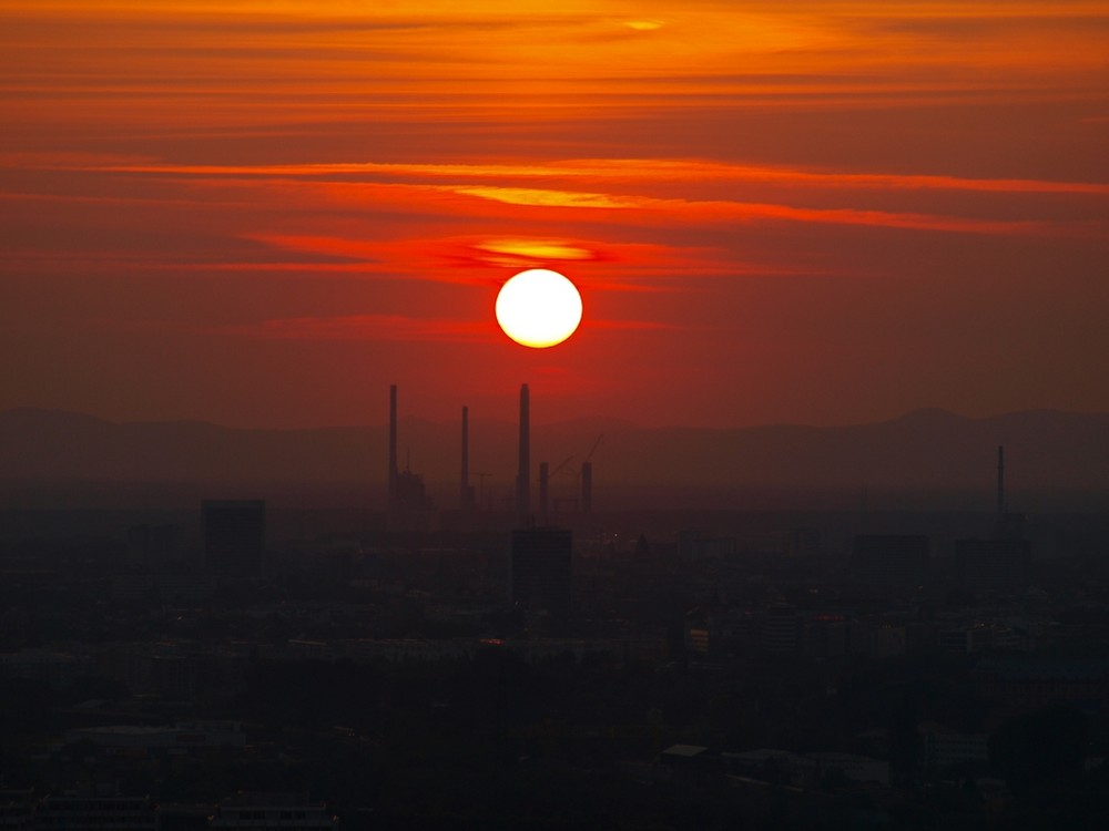 Sonnenuntergang über Karlsruhe