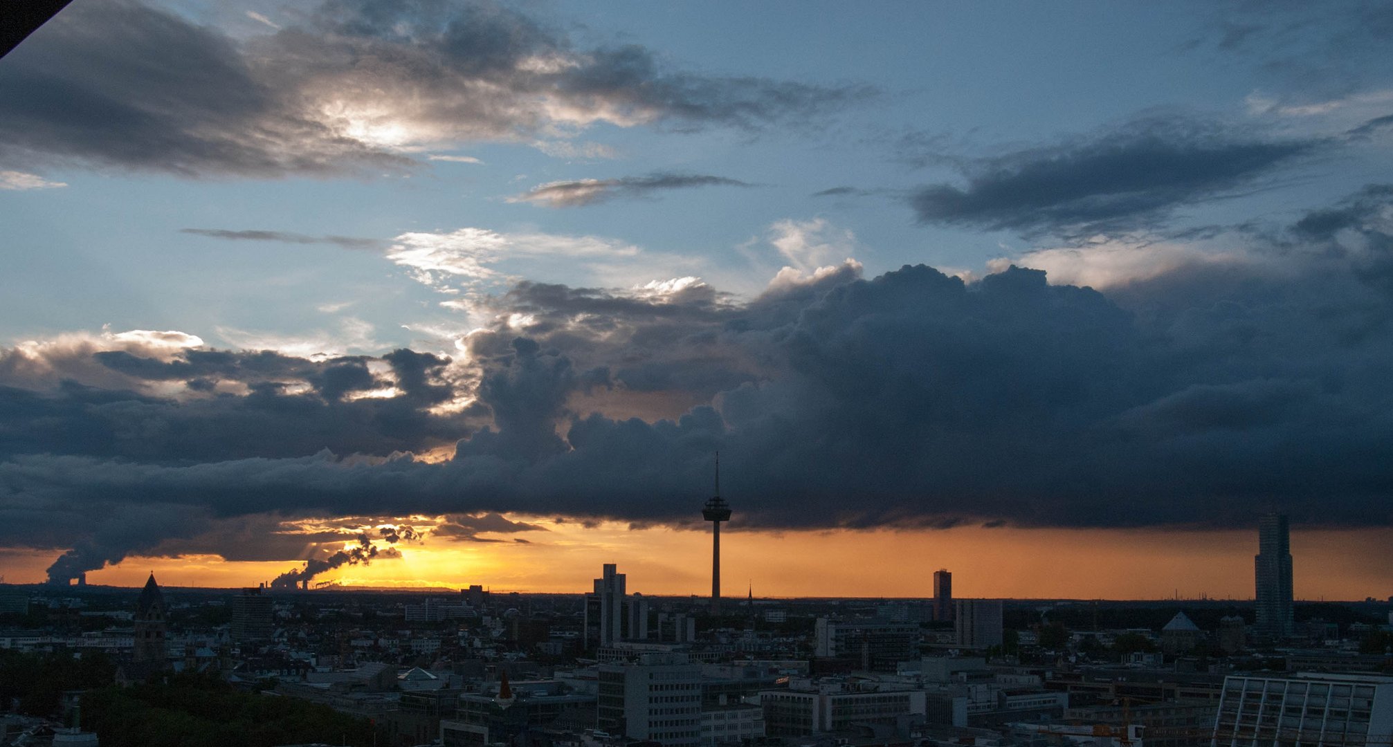 Sonnenuntergang über Köln