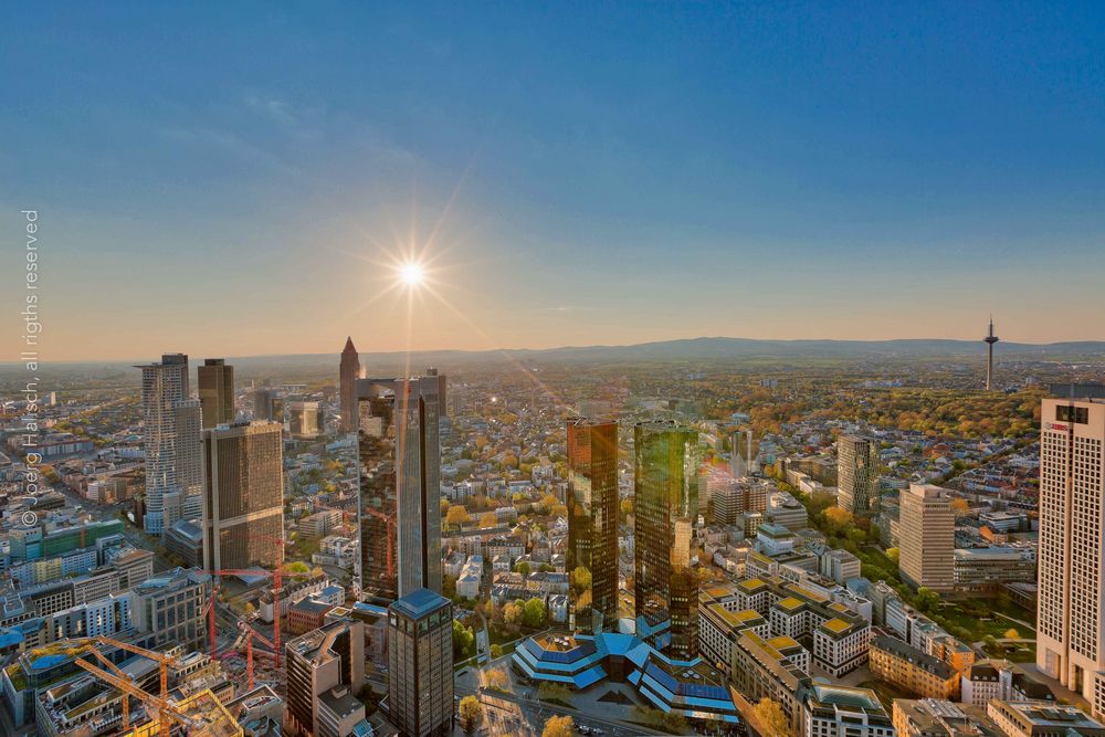 Sonnenuntergang über Mainhatten