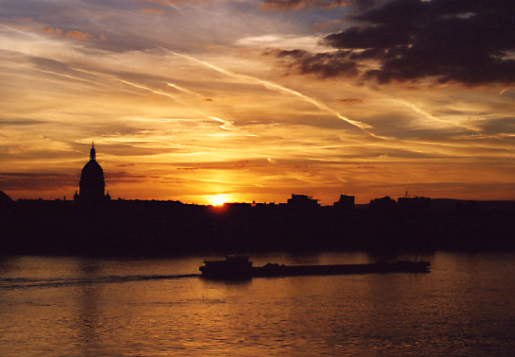 Sonnenuntergang über Mainz