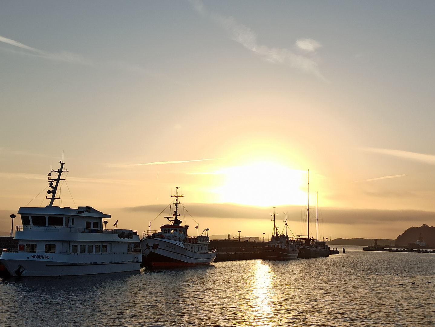 Sonnenuntergang über Mukran/Insel Rügen