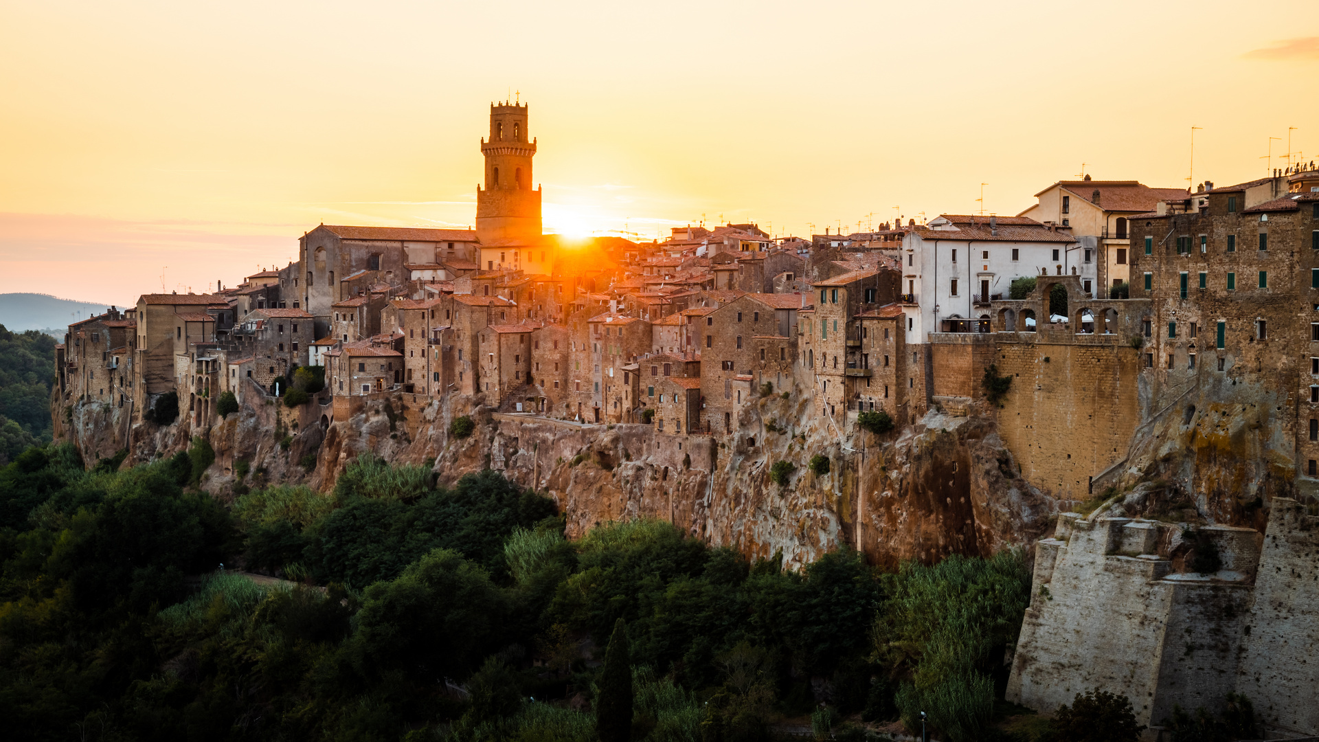 Sonnenuntergang über Pitigliano