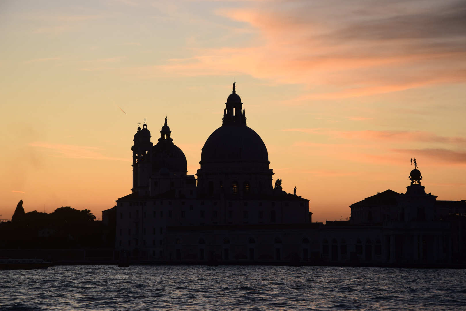 Sonnenuntergang über S. Maria della Salute