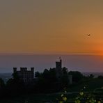 Sonnenuntergang über Schloß Ortenberg