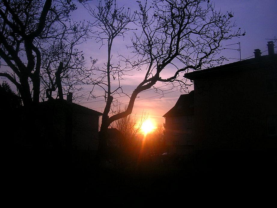 Sonnenuntergang über Sélestat im Elsass (Frankreich)