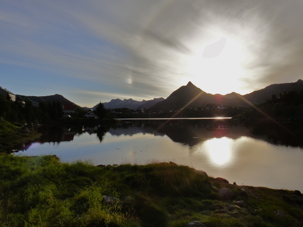 Sonnenuntergang über Svolvaer / Lofoten