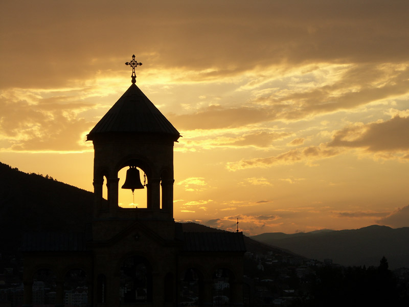 Sonnenuntergang über Tiflis