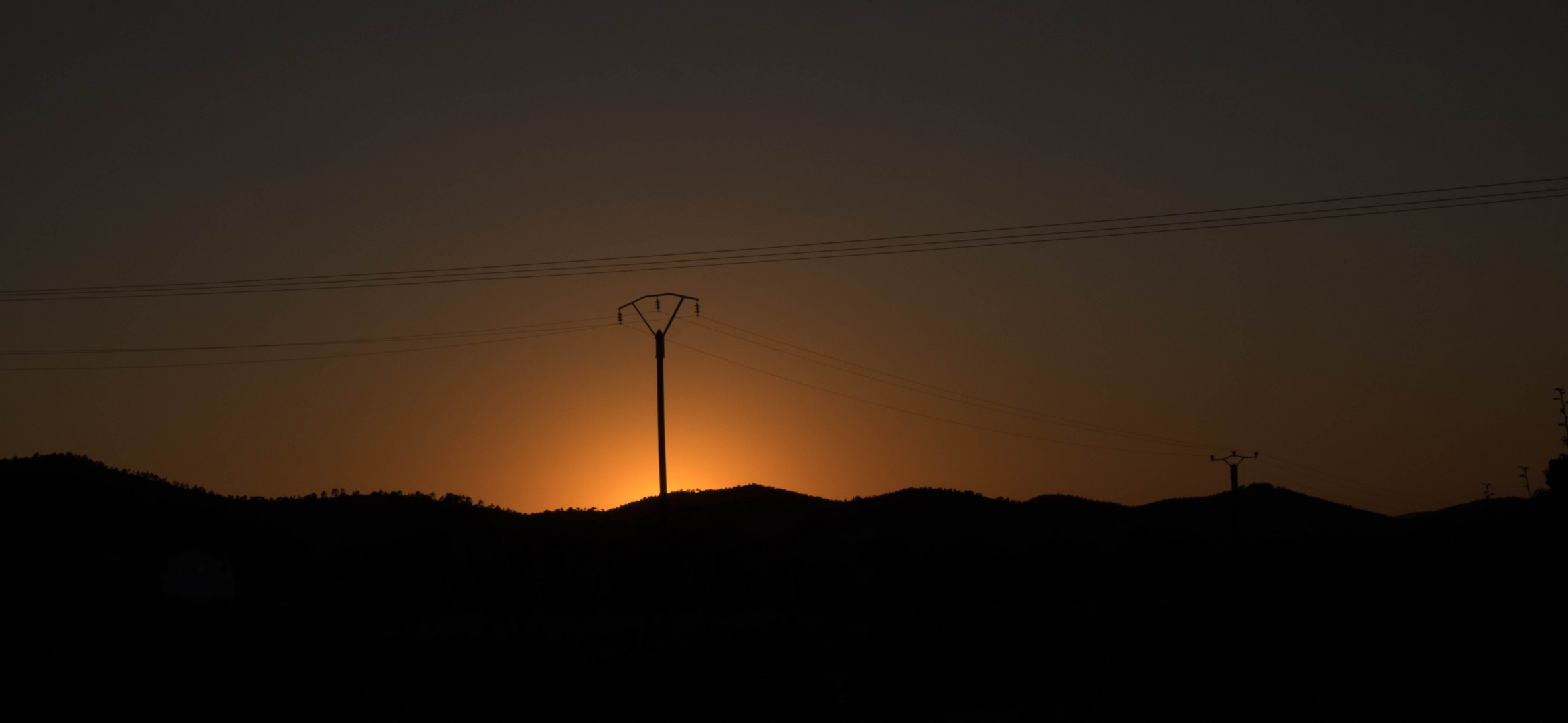 Sonnenuntergang über Weinberg