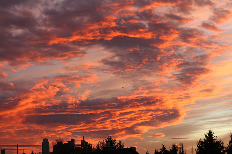 Sonnenuntergang über Zementwerk 2