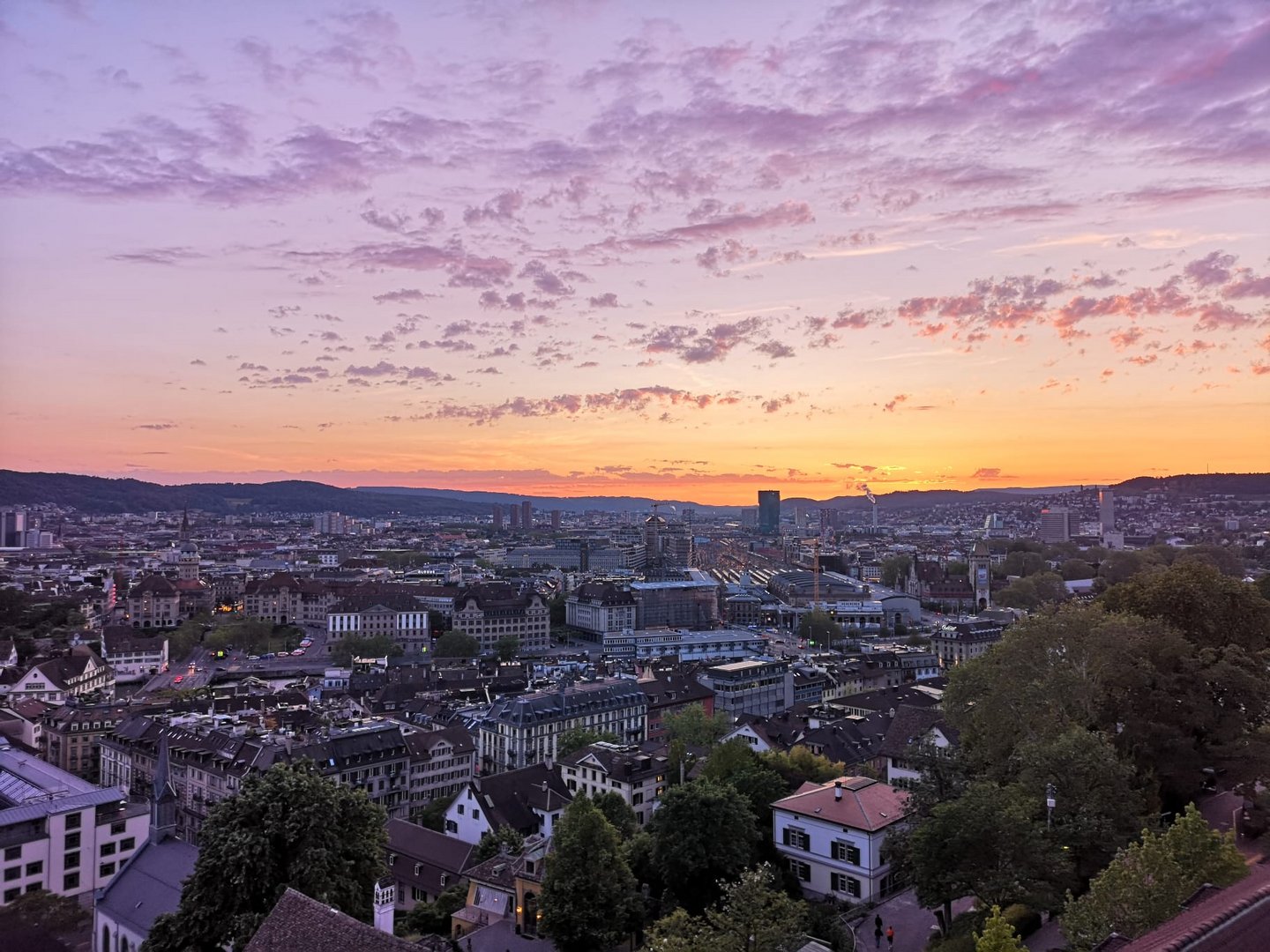 Sonnenuntergang über Zürch