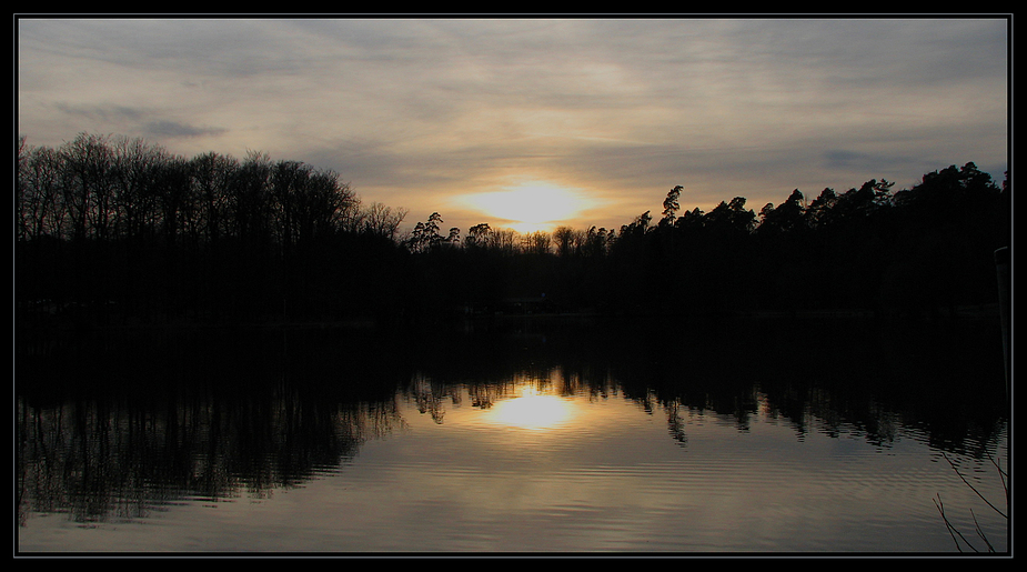 Sonnenuntergang über´m Brückweiher