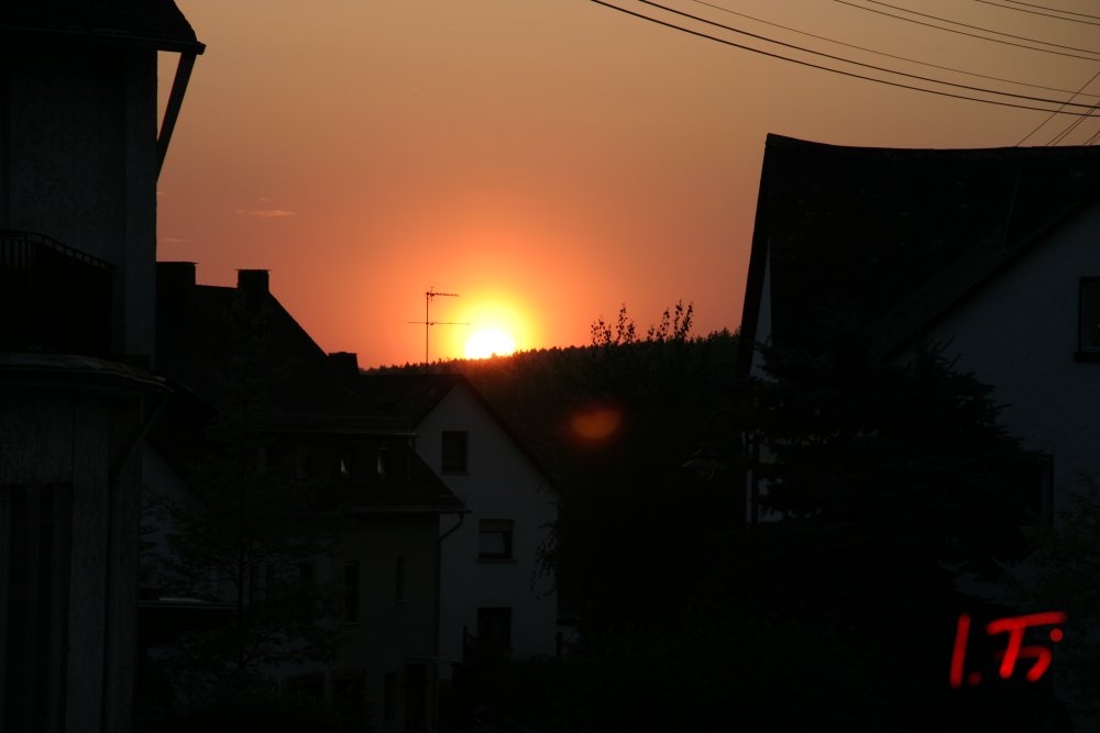 Sonnenuntergang überm Dorf