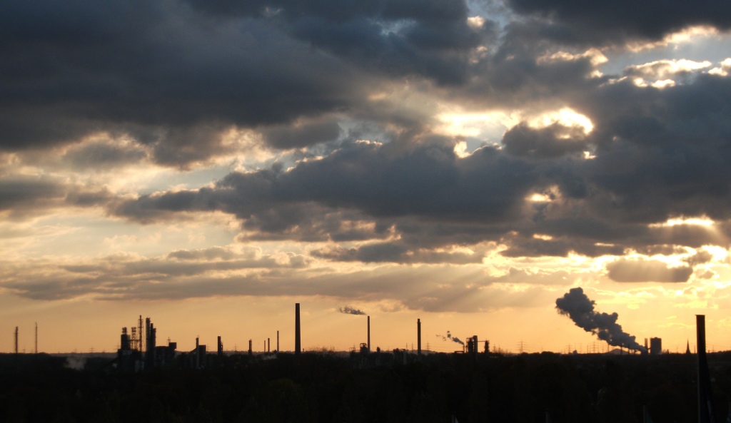 Sonnenuntergang überm Ruhrgebiet