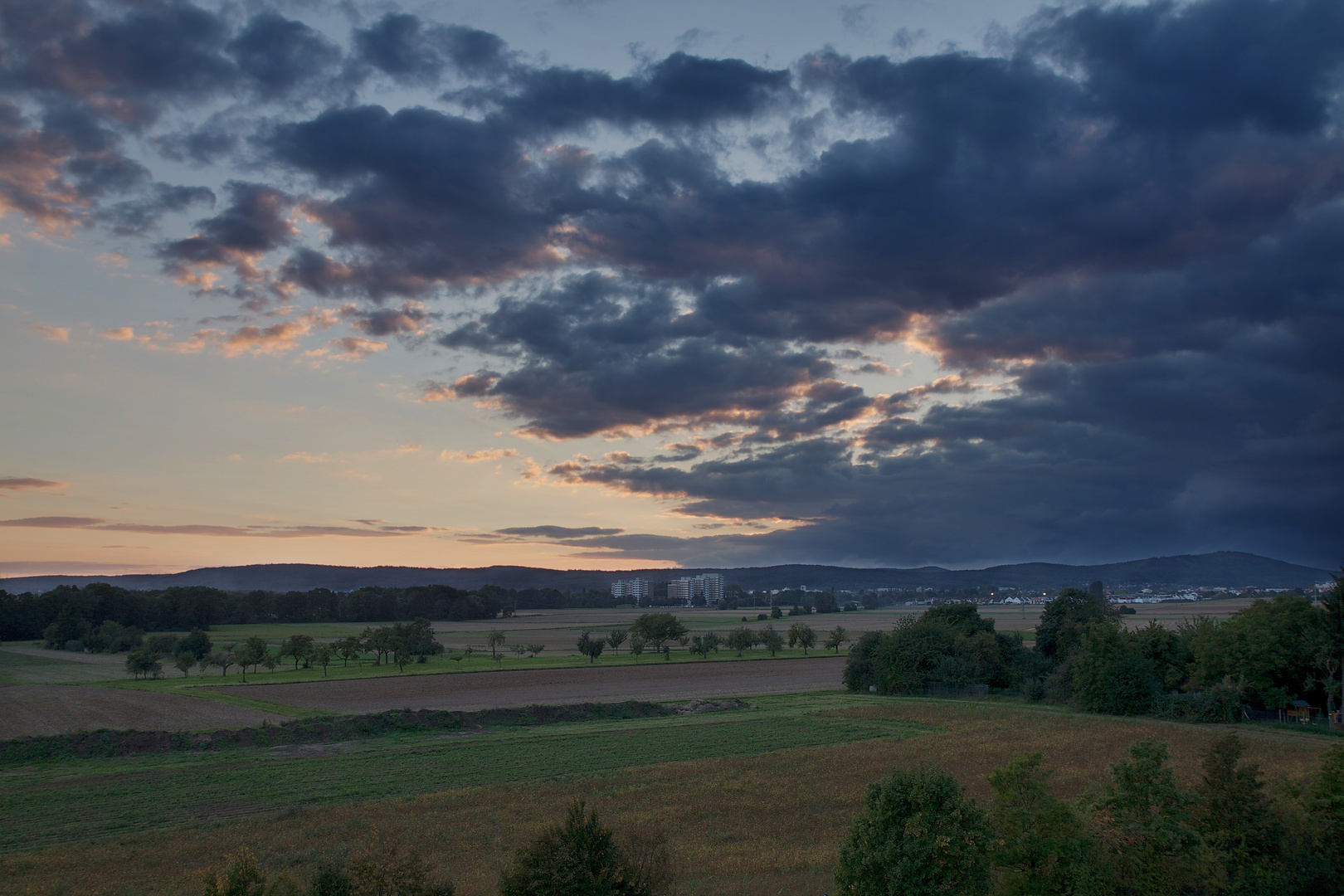 Sonnenuntergang über'n Taunus