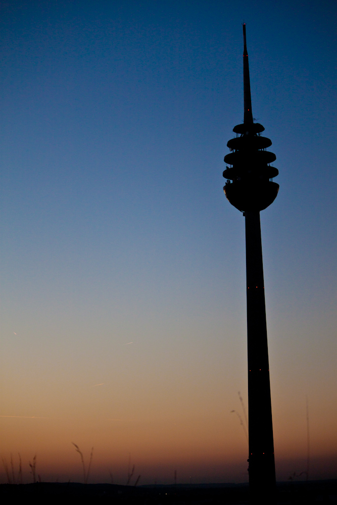 Sonnenuntergang und Fernsehturm