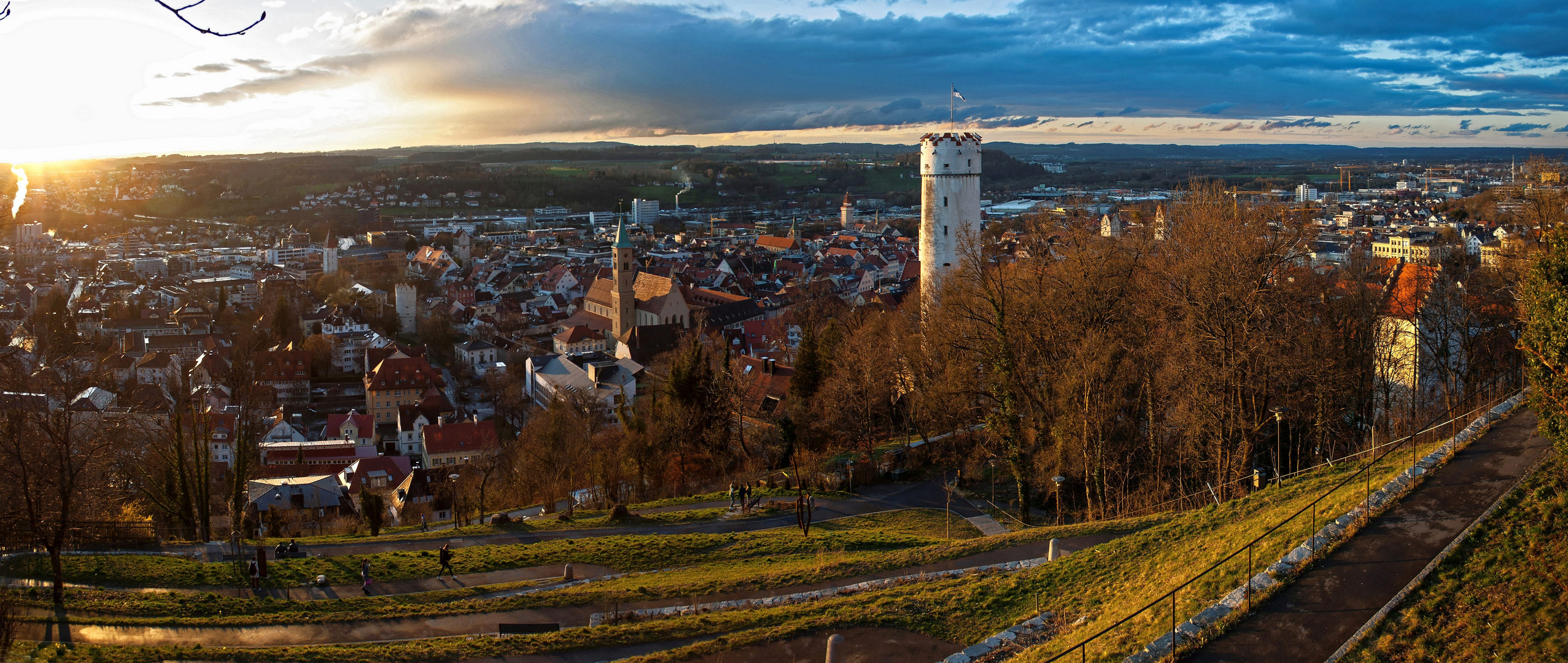 Sonnenuntergang Veitsburg-Serpentinenweg