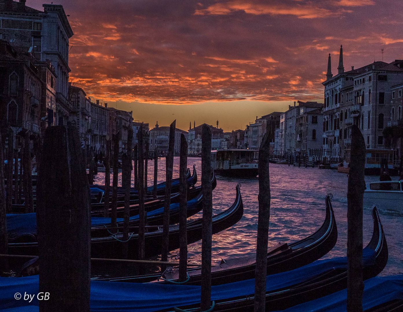 Sonnenuntergang Venedig, aus Richtung der Rialto-Brücke