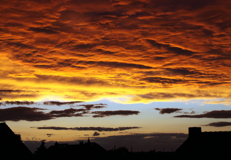 .......... Sonnenuntergang vom Balkon gesehen